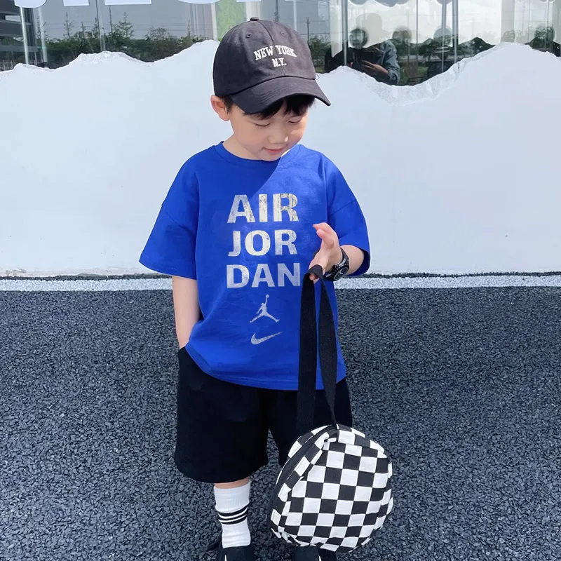 【90-160cm】通気性 トレンド  デザイン満点  着心地良い 男の子  半袖 Ｔシャツ